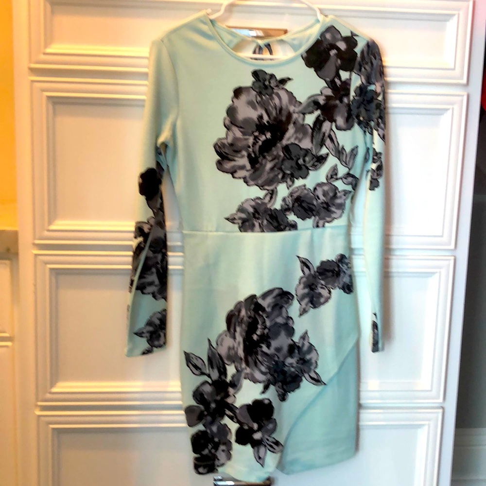 Dress size M.